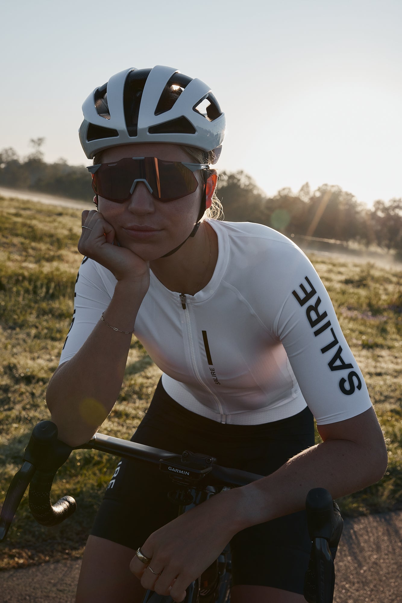Salire women's white cycling jersey