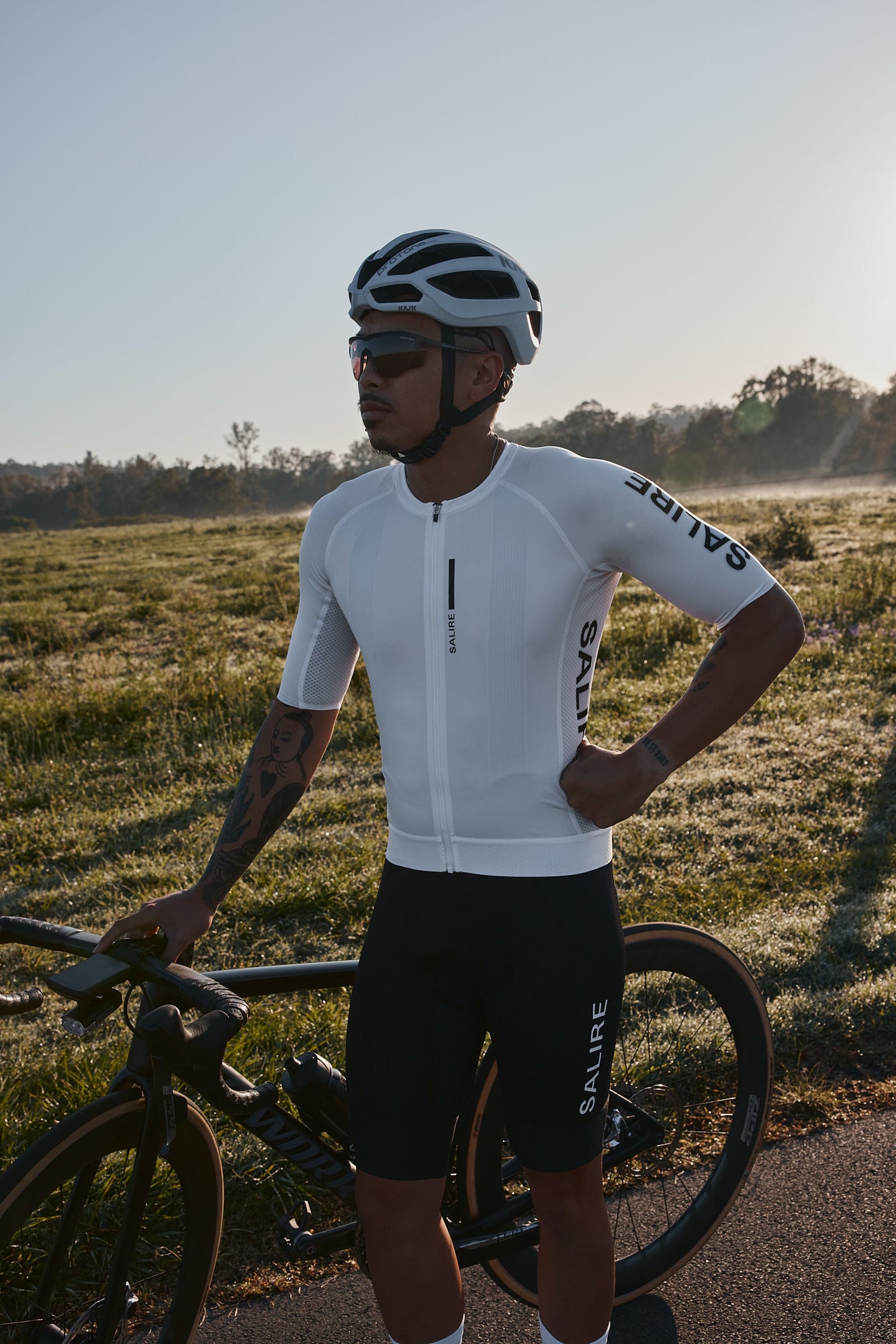 Salire men's white cycling jersey