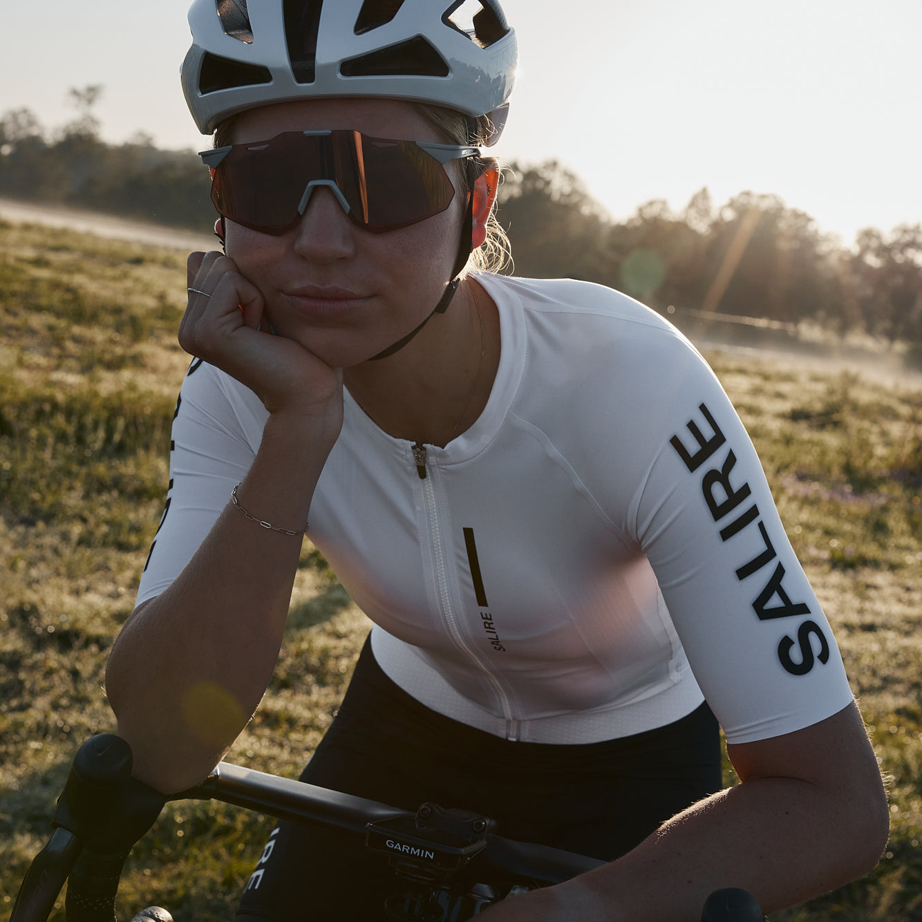 Salire women's white cycling jersey